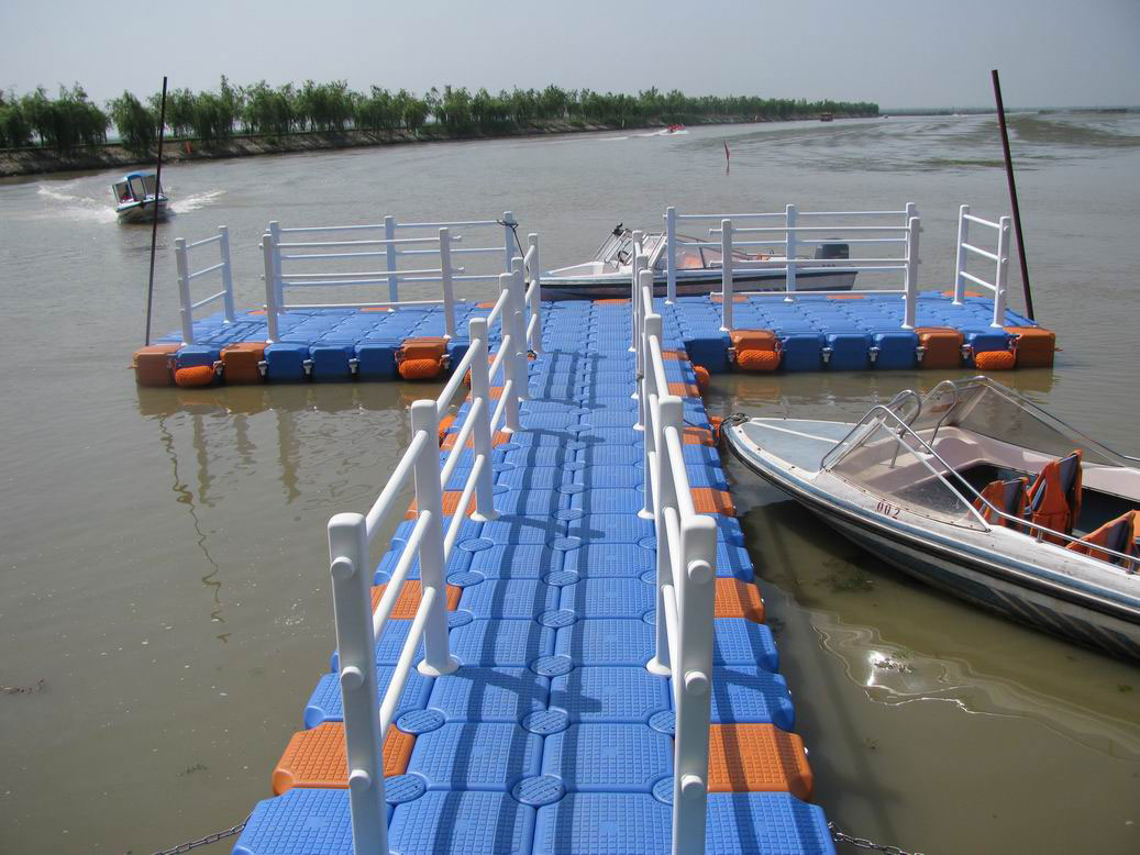ponton24.jpg